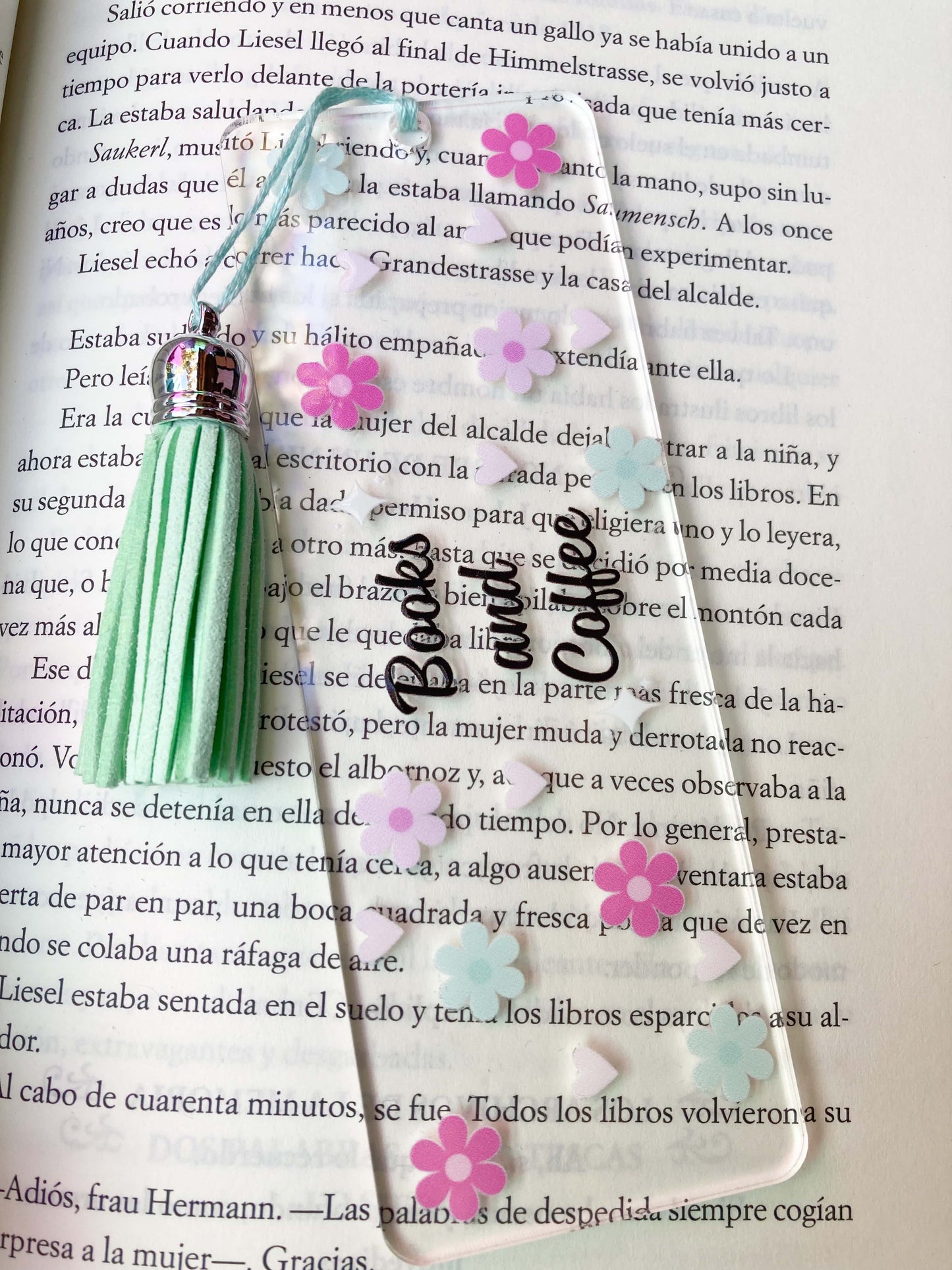 Marcapágina Books and Coffee Flores