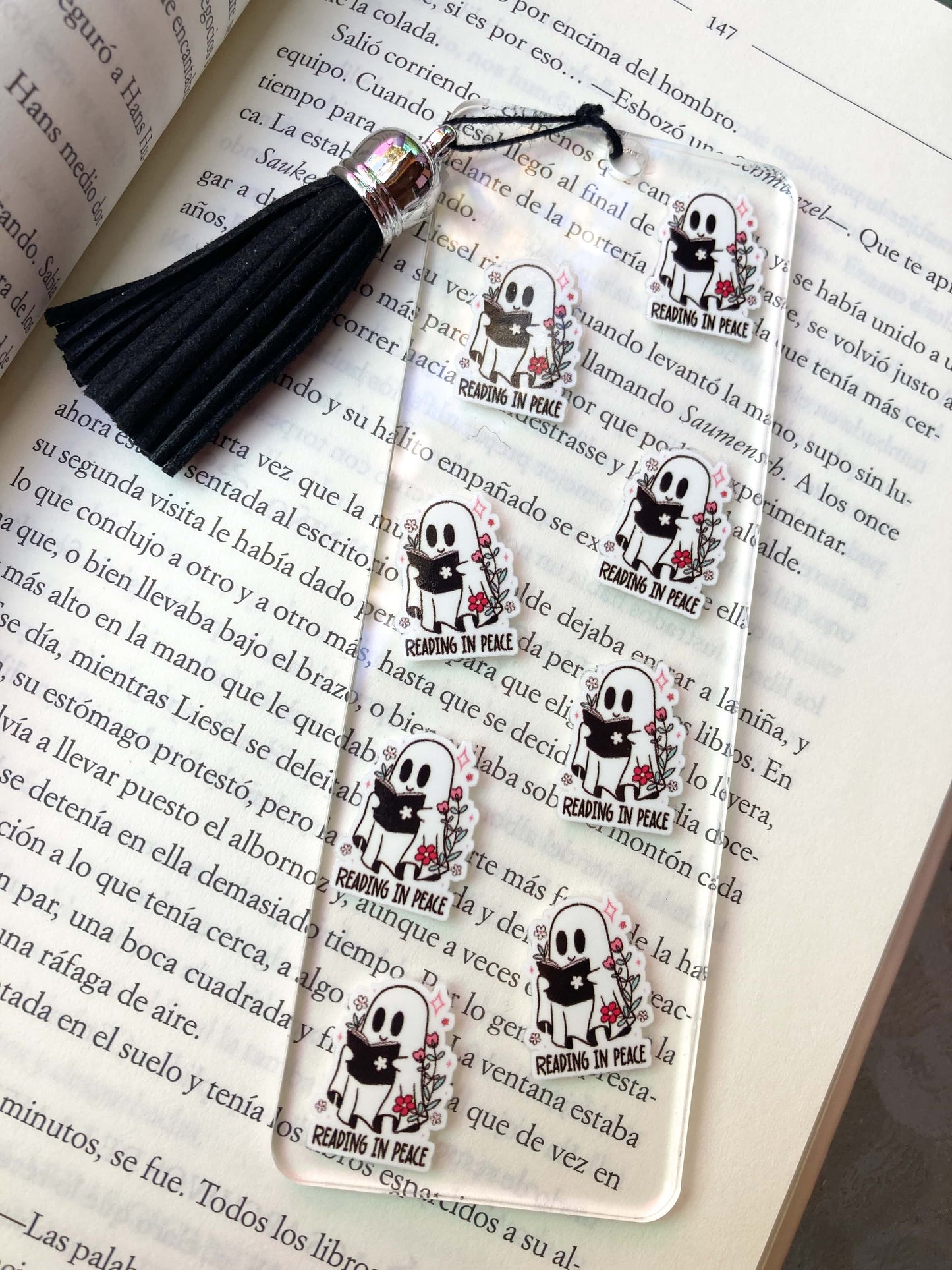 Marcapágina Reading In Peace